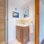 *re98bl* For Your Relaxed & Cosy + Free Parking + Free Fast Wifi * Δωμάτια σε οικογενειακή κατοικία