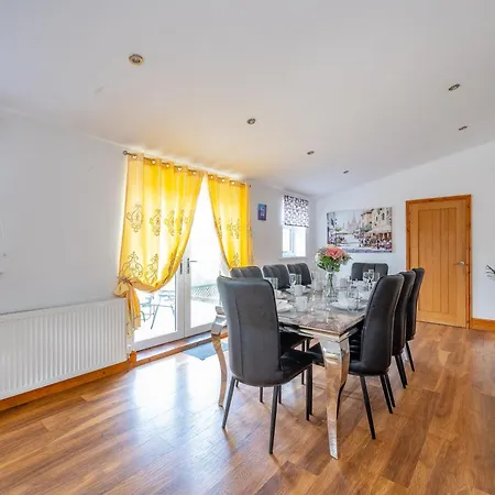 *re98bl* For Your Relaxed & Cosy + Free Parking + Free Fast Wifi *