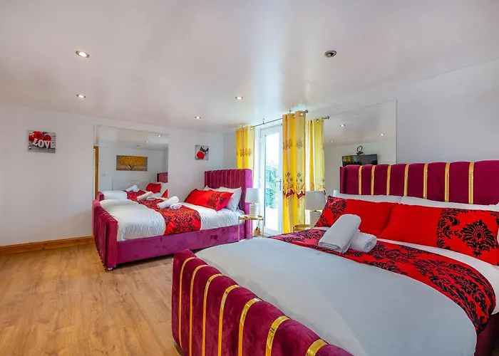 *re98bl* For Your Relaxed & Cosy + Free Parking + Free Fast Wifi * *