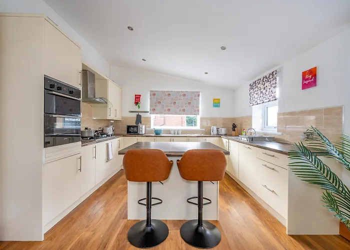 *re98bl* For Your Relaxed & Cosy + Free Parking + Free Fast Wifi * Λιντς